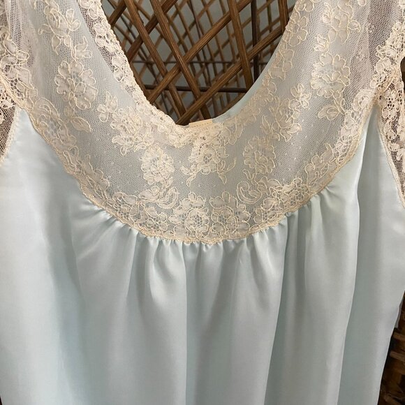 Vintage LADY LYNNE Light Green Nylon Silk Slip Nightie Lace Trim Lingerie - S - Picture 3 of 4